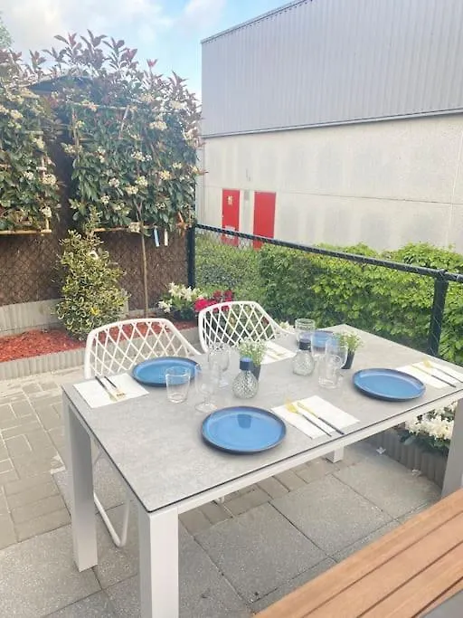 Luxury Holiday House With Jacuzzi And Sauna Oostende 0*,